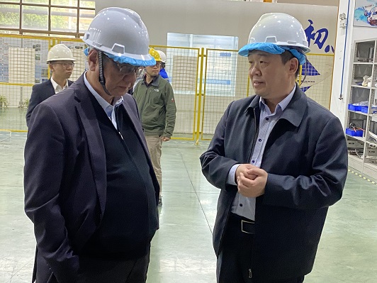 北科大謝建新院士、上交大丁文江院士蒞臨晶微調研